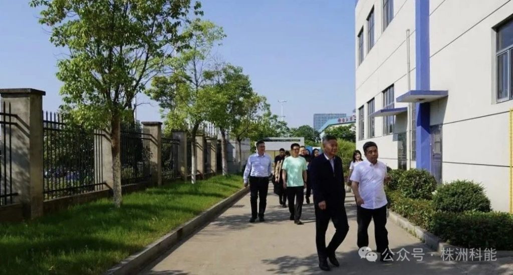 商务部产业安全与进出口管制局局长江前良一行调研株洲科能