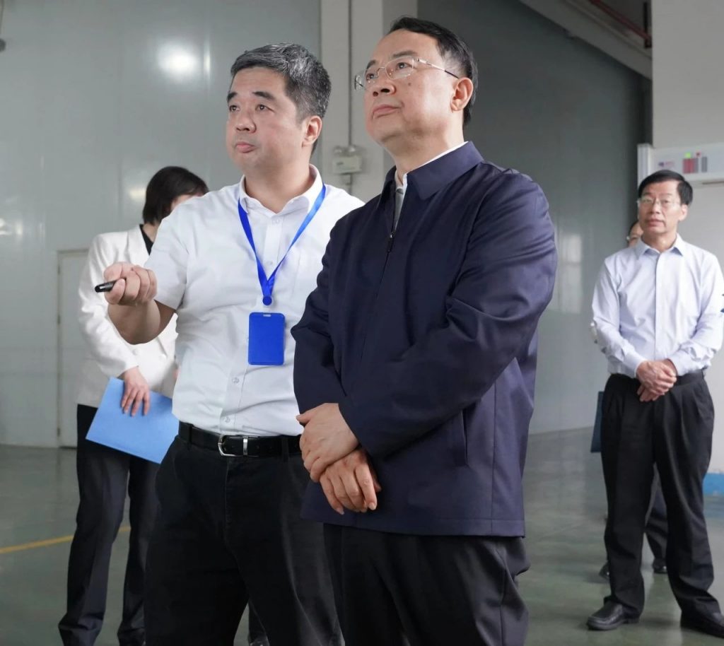 海关总署副署长吴海平调研株洲科能